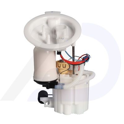 Assemblée sans brosse 1611 de réservoir de gaz de BMW M3 M4 et de pompe à essence 7344 066